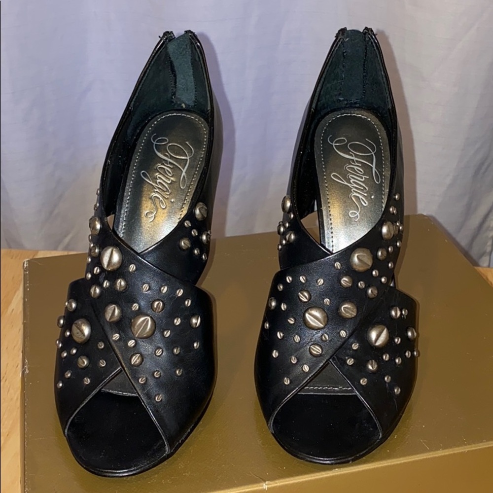High heel FERGIE